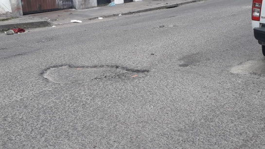Huecos en Ibagué: Conductores señalan que varias vías son un peligro en Ibagué Huecos en Ibagué: Conductores señalan que varias vías son un peligro en Ibagué