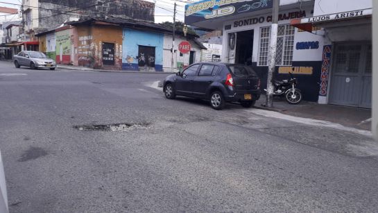 Huecos en Ibagué: Conductores señalan que varias vías son un peligro en Ibagué Huecos en Ibagué: Conductores señalan que varias vías son un peligro en Ibagué