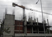 31 obras de construcción estas suspendidas en Armenia según CRQ