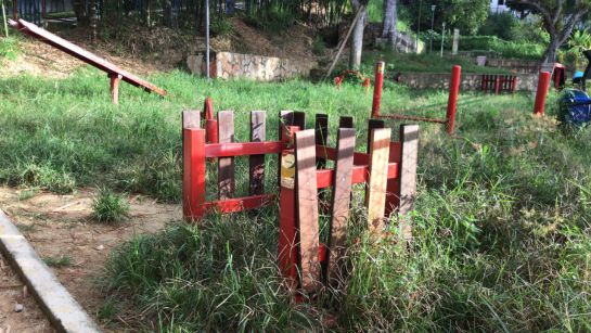 BUCARAMANGA PARQUES MASCOTAS MANTENIMIENTO ALTOS DE CABECERA DEL LLANO: VIDEO: El notable deterioro del parque de las mascotas BUCARAMANGA PARQUES MASCOTAS MANTENIMIENTO ALTOS DE CABECERA DEL LLANO: VIDEO: El notable deterioro del parque de las mascotas