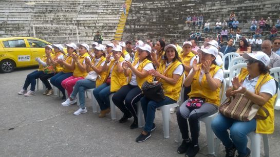 taxi seguro para mujeres servicio taxistas seguridad: Taxis seguros para las mujeres en Manizales taxi seguro para mujeres servicio taxistas seguridad: Taxis seguros para las mujeres en Manizales