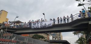 FALSOS POSITIVOS PROTESTAS SANTANDER IMPUNIDAD: Familias protestan por impunidad en falsos positivos FALSOS POSITIVOS PROTESTAS SANTANDER IMPUNIDAD: Familias protestan por impunidad en falsos positivos