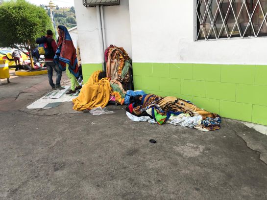 Venezolanos en frontera con Ecuador: El drama humanitario de la frontera Venezolanos en frontera con Ecuador: El drama humanitario de la frontera