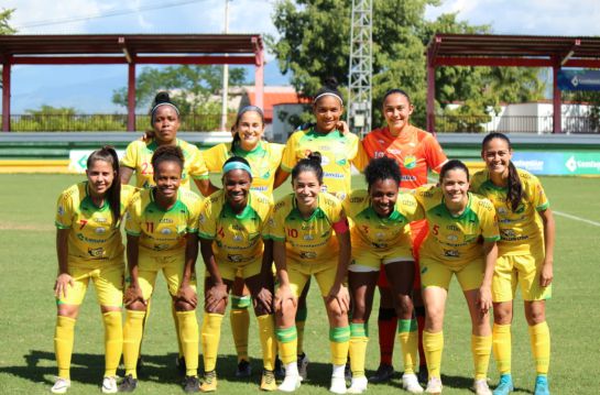 Atlético Huila femenino campeón frente a Nacional: Atlético Huila campeón en el octagonal femenino Atlético Huila femenino campeón frente a Nacional: Atlético Huila campeón en el octagonal femenino