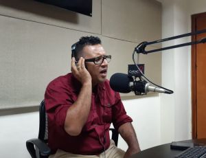 cantante de música popular y tropical Jhon Éder Muñoz Quintero cantante de música popular y tropical Jhon Éder Muñoz Quintero