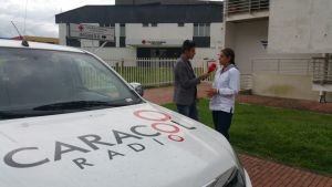 Caracol Radio Armenia desde la sede la Cruz Roja en Armenia Caracol Radio Armenia desde la sede la Cruz Roja en Armenia