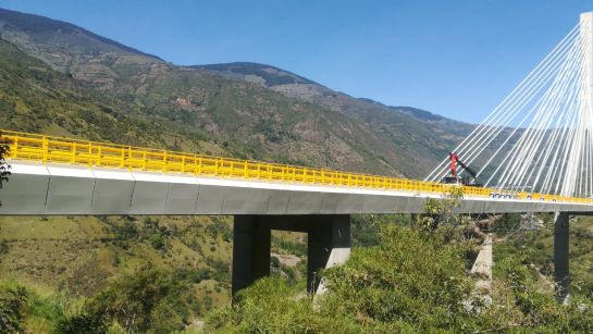 SANTANDER PUENTE OBRAS CIVILES CARRETERAS: VIDEO: Sin ceremonia abrieron el puente de Hisgaura SANTANDER PUENTE OBRAS CIVILES CARRETERAS: VIDEO: Sin ceremonia abrieron el puente de Hisgaura