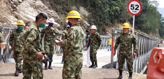 Bucaramanga Piedecuesta Santander Carretera Militares: La familia más feliz con la apertura de la carretera a Málaga Bucaramanga Piedecuesta Santander Carretera Militares: La familia más feliz con la apertura de la carretera a Málaga