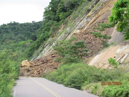 Bucaramanga San Vicente de Chucurí Carreteras Derrumbes: VIDEO: Nuevo derrumbe en la vía a San Vicente de Chucurí Bucaramanga San Vicente de Chucurí Carreteras Derrumbes: VIDEO: Nuevo derrumbe en la vía a San Vicente de Chucurí