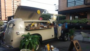 Bucaramanga restaurantes en la calle: VIDEO: Lista la primera calle para la operación de restaurante Bucaramanga restaurantes en la calle: VIDEO: Lista la primera calle para la operación de restaurante