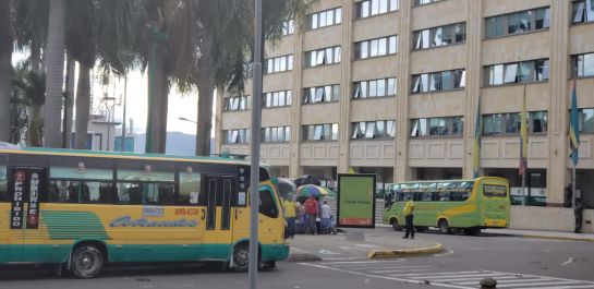 Bucaramanga Paro de transportadores Buses convencionales Protestas: VIDEO: Así están las calles del centro por protesta de transportadores Bucaramanga Paro de transportadores Buses convencionales Protestas: VIDEO: Así están las calles del centro por protesta de transportadores