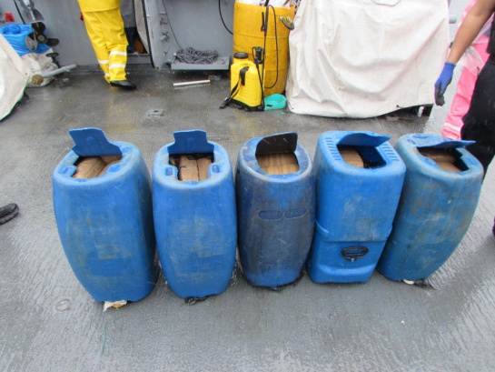 Cae cargamento de marihuana oculto en canecas de gasolina: Cae cargamento de marihuana oculto en canecas de gasolina Cae cargamento de marihuana oculto en canecas de gasolina: Cae cargamento de marihuana oculto en canecas de gasolina