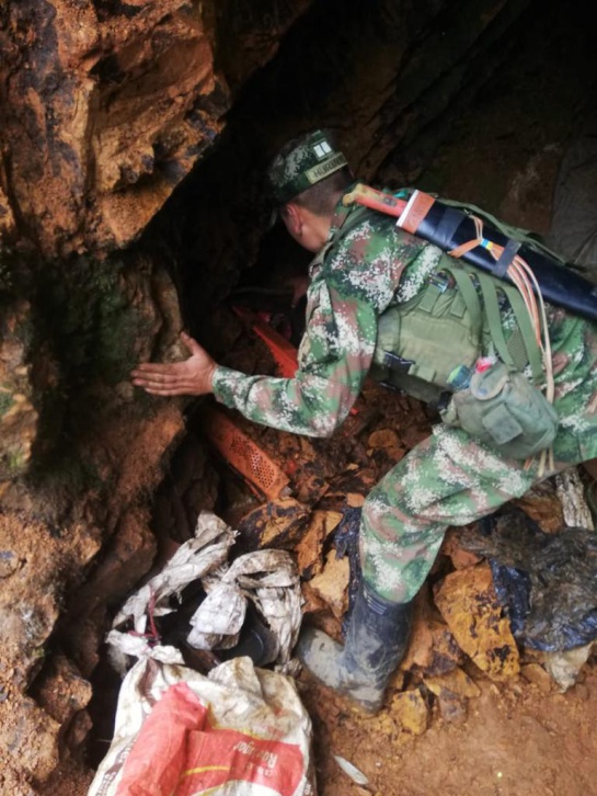 Minería ilegal en los Farallones de Cali Minería ilegal en los Farallones de Cali