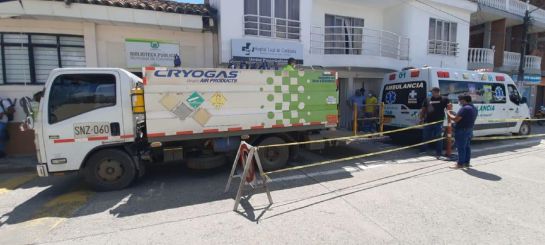 En las últimas horas permitieron el paso del vehículo que transporta el oxígeno En las últimas horas permitieron el paso del vehículo que transporta el oxígeno