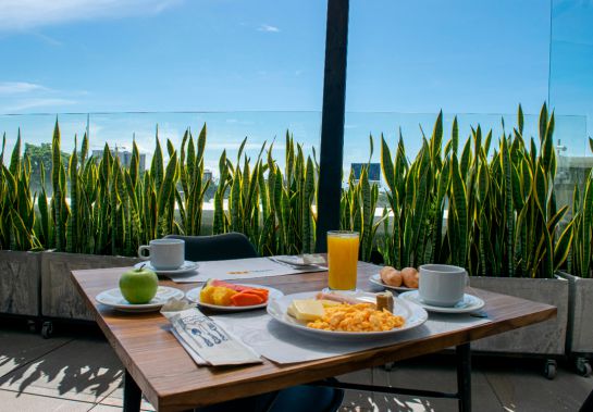 Comodidad, confort y calidad: todo en un solo lugar, en el Hotel F25: Comodidad, confort y calidad: todo en un solo lugar, en el Hotel F25 Comodidad, confort y calidad: todo en un solo lugar, en el Hotel F25: Comodidad, confort y calidad: todo en un solo lugar, en el Hotel F25