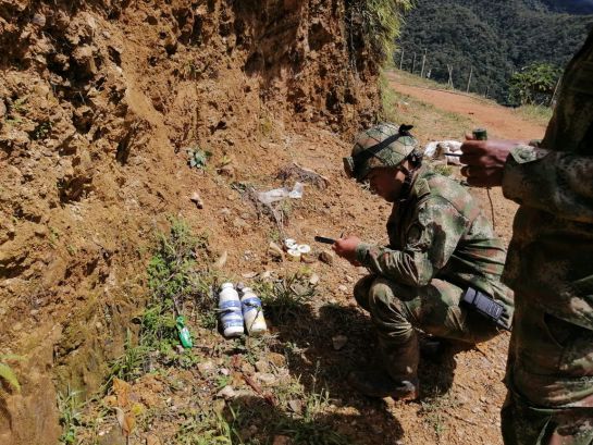 Uniformados del Ejército Nacional encontraron los elementos en varias veredas de este municipio. Uniformados del Ejército Nacional encontraron los elementos en varias veredas de este municipio.