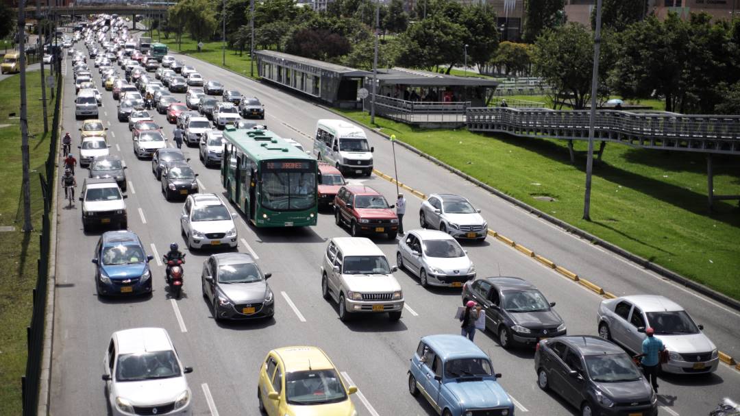 En Semana Santa saldrán de Bogotá 764 mil vehículos