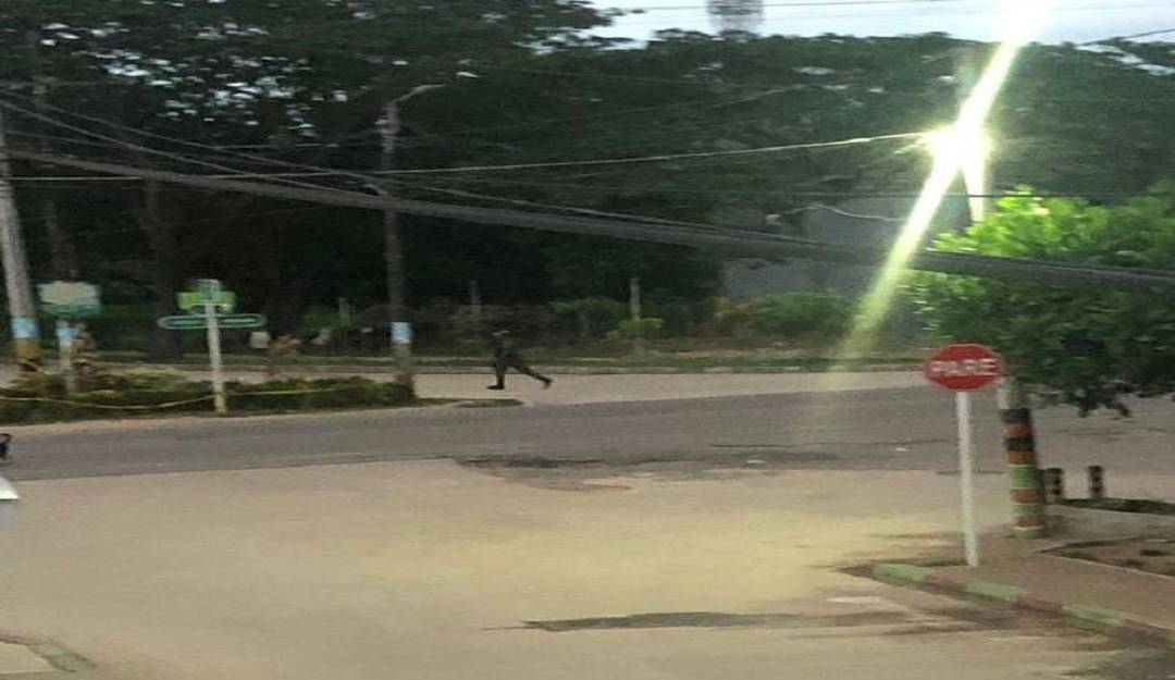 Atentado a base militar en Planeta Rica. Atentado a base militar en Planeta Rica.