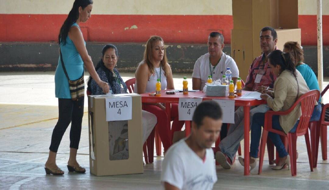 Puesto de votación. Puesto de votación.
