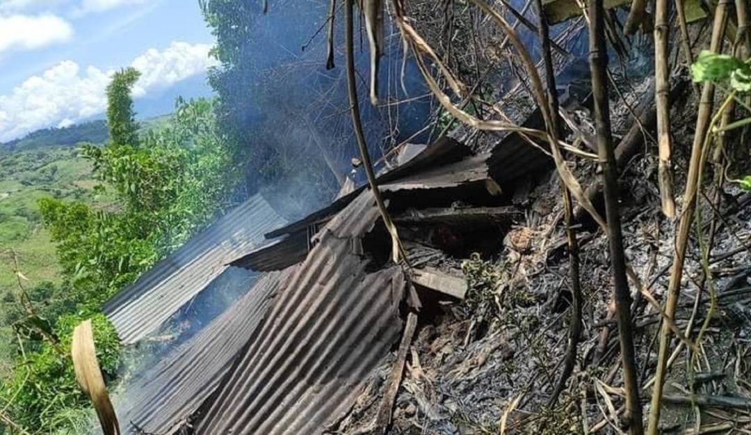 Incendio en Filadelfia, Caldas, dejó una vivienda destruida. Crédito: Medio Ambiente de Caldas. Incendio en Filadelfia, Caldas, dejó una vivienda destruida. Crédito: Medio Ambiente de Caldas.