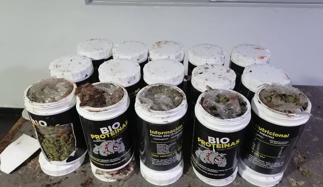 Incautan 8 kilos de marihuana en vías de Manizales. Crédito: Policía Metropolitana de Manizales. Incautan 8 kilos de marihuana en vías de Manizales. Crédito: Policía Metropolitana de Manizales.