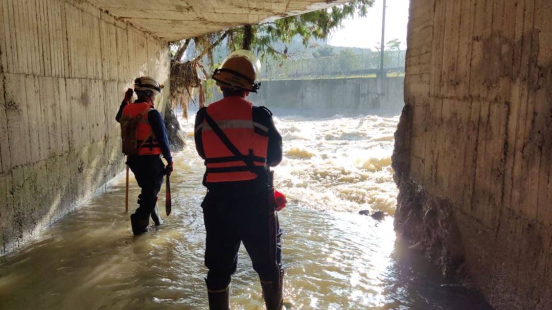 Instalan un PMU para buscar a la niña que cayó a una quebrada en Itagüí