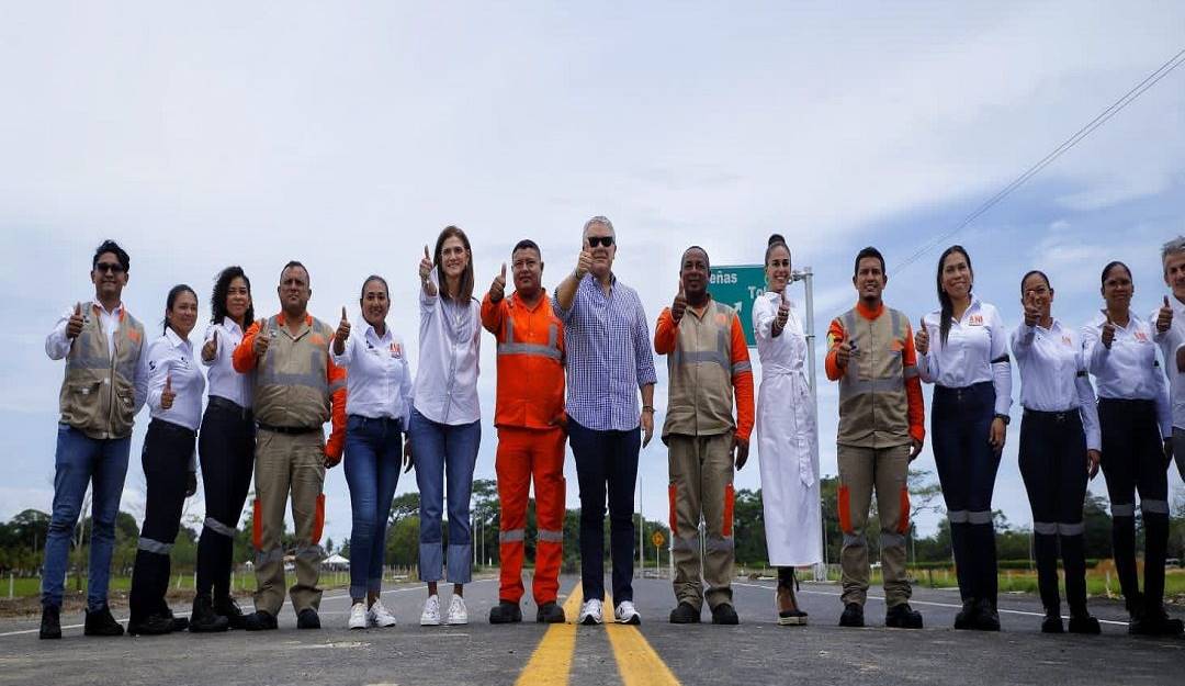 El Presidente Duque encabezó la entrega del tramo vial. El Presidente Duque encabezó la entrega del tramo vial.