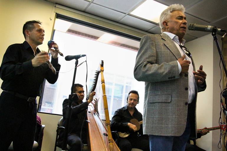 Reynaldo Armas cumple 40 años de trayectoria en la música llanera: Reynaldo Armas, presente y vigente en la música llanera