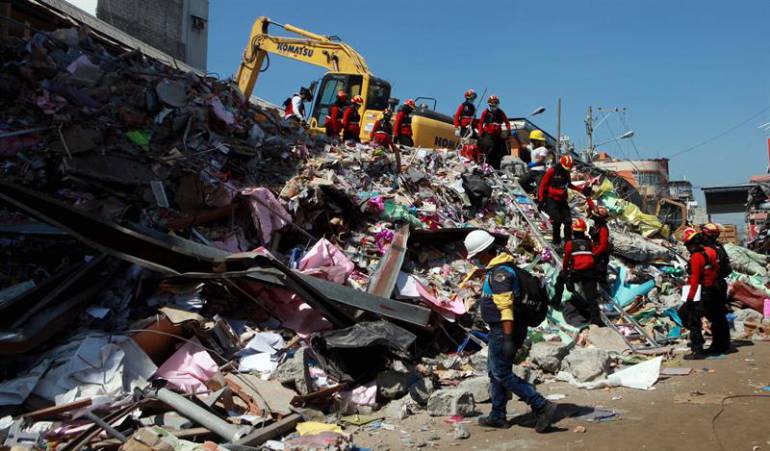 Banco de Ecuador condona deudas por terremoto: Banco de Ecuador condona deudas a 42.000 clientes damnificados por terremoto