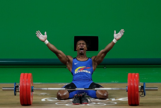 Óscar Figueroa gana la tercera medalla de oro para Colombia en la historia de los Juegos Olímpicos. Óscar Figueroa gana la tercera medalla de oro para Colombia en la historia de los Juegos Olímpicos.