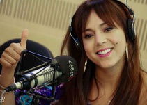 Adriana Botina llega con todo el sabor popular a La Ventana