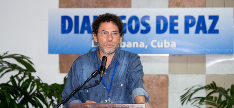 No se puede permitir que hagan campaña para el 2018 con los acuerdos: Pastor Alape