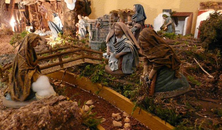 Lo Más Caracol del martes 13 de diciembre de 2016: Los adornos navideños que pueden ser tóxicos
