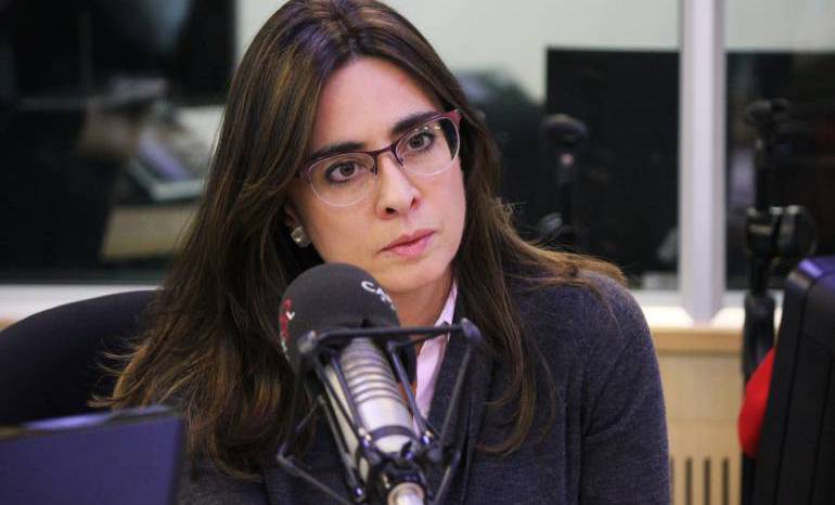 Si el Estado no se encarga de poner límites, tiene responsabilidad por trinos como el de Uribe: Botero