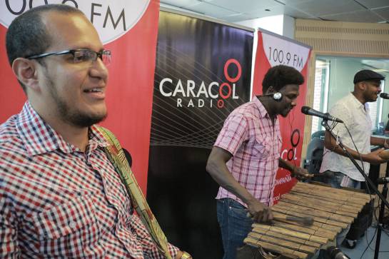Banda Absalon y Afropacífico: Absalon y Afropacífico nos antojan del Petronio Álvarez Banda Absalon y Afropacífico: Absalon y Afropacífico nos antojan del Petronio Álvarez