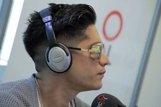 ¿Qué tal las gafas que Chyno se compró en oferta? ¿Qué tal las gafas que Chyno se compró en oferta?
