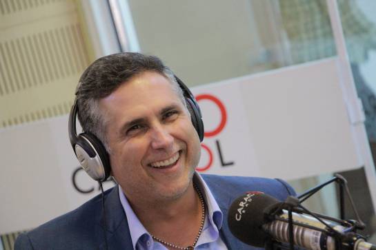 “Lo que más me gusta es la alegría con la que trabajan los brasileños, la samba está en su piel, es un sello característico de ellos”, agrega Moreno. “Lo que más me gusta es la alegría con la que trabajan los brasileños, la samba está en su piel, es un sello característico de ellos”, agrega Moreno.