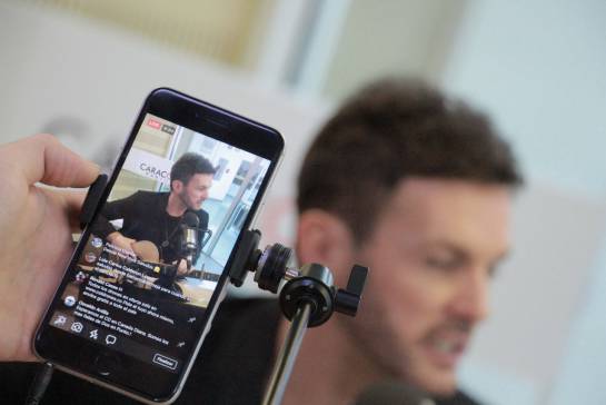 Entrevista al cantante Axel.: “Este disco me hizo mirar mucho hacia adentro, está escrito desde el fondo de mi ser”: Axel Entrevista al cantante Axel.: “Este disco me hizo mirar mucho hacia adentro, está escrito desde el fondo de mi ser”: Axel