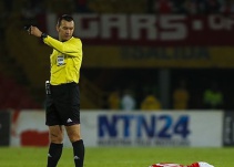 Nunca recibí una llamada o algo parecido para acomodar el resultado de un partido:Lamouroux
