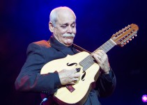 ‘Buena Vista Social Club’ me llevó al nivel más alto de mi música: Barbarito Torres