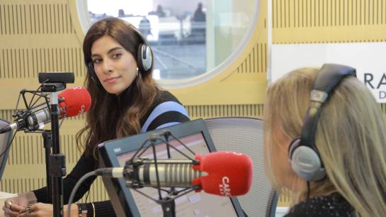 Andrea Serna respondió a las preguntas del equipo de Dos y Punto. Andrea Serna respondió a las preguntas del equipo de Dos y Punto.