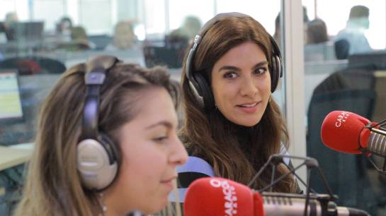 "A mí el halago me da como pena... no sé cómo reaccionar, menos mal cuando empecé no había esta locura de las redes sociales", confesó Andrea en Dos y Punto. "A mí el halago me da como pena... no sé cómo reaccionar, menos mal cuando empecé no había esta locura de las redes sociales", confesó Andrea en Dos y Punto.