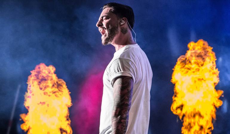 Maluma frente a los medios en los Billboard