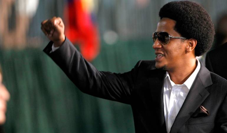Tego Calderon sufrió accidente de transito