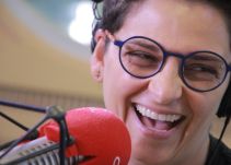 Camila Chaín lanza su libro El amor es de todos los colores