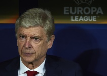 Fue un balón estúpido y Diego Costa es uno de los mejores: Wenger