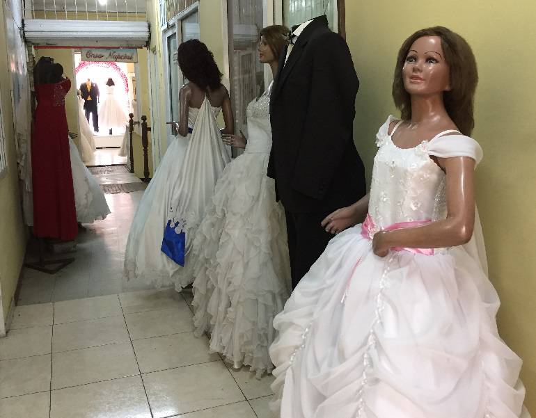 Lo Más Caracol: Vestidos de boda en alquiler