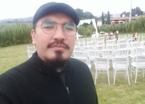 ¿Por qué el Padre Luis decide ser sacerdote, si nació en una familia atea?