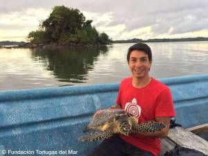 Respetando la vida de las Tortugas Marinas Respetando la vida de las Tortugas Marinas