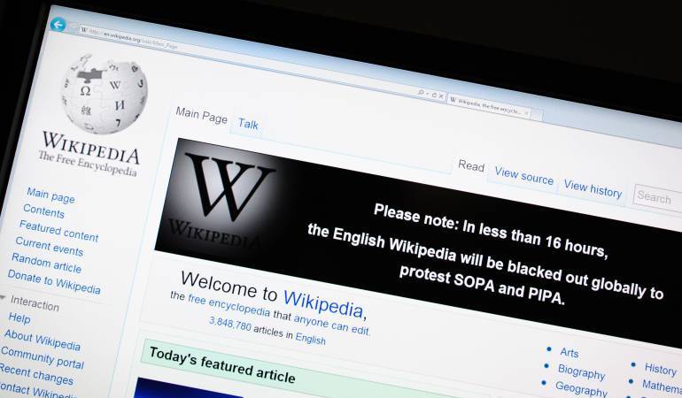 Lo Más Caracol: Wikipedia sobrevivió al intento de bloqueo